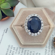 Load image into Gallery viewer, 14K White Gold Oval Blue Sapphire Ring with Diamond Halo