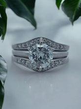Load image into Gallery viewer, Consignment 14K White Gold Contour Wedding Set with 1.543ct Wokka Wokka 90-Facet Diamond and 0.50ctw Matching Bands