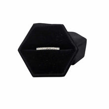Load image into Gallery viewer, Estate 14KW .20CTW Diamond Wedding Band
