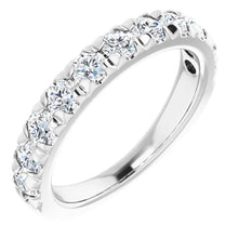 Load image into Gallery viewer, 14K 1.00Ctw 11 Diamond Band
