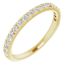 Load image into Gallery viewer, 14K .40Ctw Diamond Band
